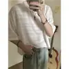 Nueva Camiseta de Manga Corta Verano 2025 para Hombre, Holgada, Textura Rayada, Top de Moda, Estilo Americano, Corte Favorecedor, Pareja Guapa, Manga Media