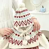 Conjunto de punto Fair Isle para niña de otoño e invierno, que incluye gorro de punto, suéter y prenda exterior, combinado con una falda plisada - un atuendo de dos piezas