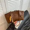 Bolso Retro de Alta Apariencia y Gran Capacidad para Mujer 2026 Nuevo Bolso de Hombro para Viajes de Otoño e Invierno Bolso de Mano Tote