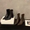 Botines franceses de tacón alto, tacón grueso, punta fina para mujer, colección otoño/invierno 2025, color café, forro de felpa, botas estilo Martin, botines cortos ajustados