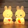 Luz Nocturna de Animal Conejo Linda y Creativa Más Vendida de Douyin Adornos para Dormitorio Infantil Juguetes Luminosos para Puesto Callejero Venta al por Mayor