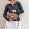 Bolsa Pequena Retro de Luxo 2026 Nova Tendência Popular Bolsa Feminina Versátil Bolsa Transversal Moda Bolsa de Mão Pequena Quadrada