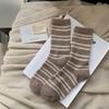 Meias femininas Coreia do Sul ins meias de lã de inverno quente espessado comprimento da panturrilha Meias listradas meias femininas com meia-calça de tubarão sakasaka Jiwu