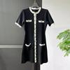 Nova Roupa Feminina Estilo Francês para o Início da Primavera de 2024, Elegante Vestido Curto de Tricô Color Block de Manga Curta com Gola Redonda e Modelagem Justa, Inspirado em Chanel