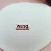 Plástico DIY Profesional Funda para Teléfono Móvil Accesorios de Joyería al por Mayor Hebilla para Zuecos Pasador Calcetines Etiqueta de Cuero Paquete de Material Parche