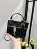 Bolso de Mano de Caja Brillante con Textura de Gama Alta para Mujer, 26 Modelos Nuevos, Moda Transfronteriza Trendy Nicho Diario Bolso de Hombro y Cruzado