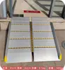 Rampa de accesibilidad para silla de ruedas puente placa de puente carretilla subir y bajar escaleras carga y descarga de mercancías placa de pendiente rampaparasillasderuedas