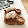 Novas e fofas pantufas de algodão em formato de torrada para mulheres 2026, espessadas para o inverno, antiderrapantes, quentes e adequadas para uso interno e externo, com sola de pelúcia grossa