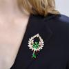 Broche de Borla de Gota de Agua Verde Regalos de Alta Gama para Mujer Pin de Flor Hueca de Alta Gama Corsage Nicho Pin para Cuello Accesorios
