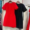 Vestido Curto de Manga Curta Nanyou Estilo Europeu e Americano Nicho Emagrecedor Elegante Bodycon Justo ao Corpo
