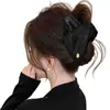 [Procesamiento Personalizado] Pinza para el Cabello Triángulo Negro para Mujer, Estilo de Alta Gama, Adecuada para Cabello Grueso, Pasador para la Parte Posterior de la Cabeza, Pinza de Tiburón