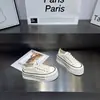 Zapatos Blancos de Lona Estilo Nuevo Primavera y Verano 2026 Zapatos de Plataforma de Suela Gruesa de Gama Alta para Mujer Zapatos Casuales Transpirables