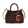 Bolsa de mão fosca de nicho para mulheres, novo estilo 2026, bolsa de ombro simples, grande capacidade, bolsa de mão fashion para o dia a dia, bolsa transversal