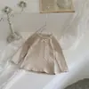 INS Outono e Inverno Bebê Fino Gola de Renda Manga Longa Top Feminino Tesouro Princesa Laço Camisa de Base Interna