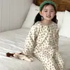 Nuevo Conjunto de Pijama Infantil Otoño/Invierno 2026 Niños Niñas Terciopelo de Nieve Ropa de Casa Plus Terciopelo Engrosado Traje de Terciopelo de Una Pieza