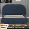 Cama de almacenamiento tapizada suave estilo crema con rayas verticales y ruedas y cajones, cama matrimonial para pedidos B2B transfronterizos