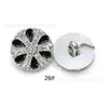 Cárdigan de Punto de Plástico Estilo Chanel Electroplateado con Botones Redondos de Diamante Texturizado Blanco, Botones de Perla y Adornos de Camelia