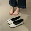 Zapatos Planos de Ballet Retro con Dedos Divididos y Plisados 2026 Primavera/Otoño Zapatos de Pie de Cerdo Slip-on Versátiles Planos Mary Jane Zapatos Individuales Mujer