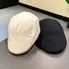 Nueva gorra simple de visera para mujer, versátil para primavera y verano, boina de pintor, gorra octogonal, gorra de vendedor de periódicos retro versátil