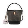 Nova bolsa feminina 2024 Explosions Bucket Bag Outono e inverno Nicho Design Crossbody Bag High-end Trabalho Pequena bolsa