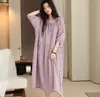 Camisola Estilo Feriado Chun Baifen para Mulheres Primavera e Outono Algodão Puro Gaze Dupla Camada Sete-Mangas Saia Ultra-Longa Pijama Solto Roupa de Casa