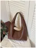 Bolsa Feminina Lisa de Ombro, Bolsa de Mão Vintage de Nicho, Bolsa Versátil da Moda 2026, Pequena Bolsa de Couro Macio Formato Bolinho