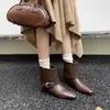 Botines cortos de moda estilo británico de 4 cm, nuevos para otoño e invierno 2026, puntera cuadrada, tacón grueso, slip-on, botines Chelsea para mujer