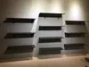 Estante de pared para zapatos estante para bolsas zapatería bandeja para zapatos estante de exhibición multicapa de una sola palabra zapatos para niños zapatos de hombre y mujer estantes para tienda de ropa