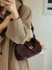 Bolso de Gamuza Vintage de Nicho para Mujer 2026 Otoño Nuevo Bolso Dumpling de Gama Alta Bolso Cruzado Ligero de Lujo para Viajes