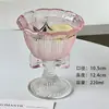 Taza alta con lazo rosa, copa de vino tinto de alto valor, copa de champán, copa de cóctel, taza de café