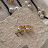 Pendientes de Perla y Circonita Personalizados de Lujo Ligero de Gama Alta Diseño Único Pendientes Versátiles Pendientes de Nicho Únicos Pendientes