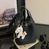 Bolsa de mão feminina transfronteiriça, nova coleção outono 2026, bolsa tipo balde moderna e fashion, bolsa de ombro e bolsa transversal versátil