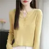 Suéter de punto estilo francés de lujo ligero con cuello semiabierto para mujer, nuevo top base de manga larga de alta gama para otoño e invierno 2026, moderno