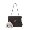 Bolso de hombro de gamuza para mujer, bolso Kelly de nicho, bolso cruzado retro versátil popular, bolso de axila de moda para el día a día
