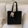 Bolsa Tote Grande Capacidade Transfronteiriça para Mulheres 2025 Nova Moda Retro Bolsa de Ombro Versátil Portátil para o Dia a Dia Bolsa de Axila