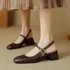 Sandálias Femininas Profissionais Simples de Bico Fechado com Fivela Estilo Novo, Sandálias Vazadas na Parte Traseira, Sapatos de Salto Médio Grosso, Tamanhos 31-43, Comércio Exterior