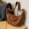 Bolsa feminina de bolinho de massa Bolsa de grande capacidade Outono e inverno feminino All-match 2024 Nova moda design de nicho ombro bolsa transversal
