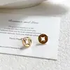 Pendientes Antiguos Exquisitos de Moneda de Cobre Hielo-Cristal Hueco, Diseño Delicado y Compacto, Pendientes Elegantes y Versátiles con un Estilo de Moda Único