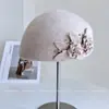 Boina Floral 3D Vintage para Mulheres, Chapéu Quente de Feltro de Lã Australiana para Outono e Inverno, Elegante Chapéu de Aeromoça, Chapéu de Artista, Moderno