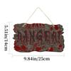 Decoración para fiesta de terror de Halloween, placa colgante para puerta con huella de sangre, ambiente festivo, letrero colgante de imitación de madera con huella de sangre.