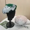 Boina de Mezcla de Lana Directa del Fabricante, En Stock al por Mayor, Gorra de Artista Bordada Estilo Japonés para Mujer, Gorra de Hojalatero de una Pieza Dropshipping