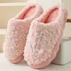 Pareja de celebridades de internet otoño e invierno pantuflas de algodón para hombre uso en interiores en casa cálidas engrosadas zapatos postparto pantuflas de pelo para exteriores para mujer