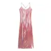 Vestido ajustado sin mangas con tirantes finos y espalda descubierta, estampado dorado, moda europea y americana para el verano, con un ambiente sexy y vintage