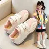 Zapatos infantiles de estilo coreano, zapatos de lunares para niñas, zapatillas de correr para niños de primavera y otoño, zapatos infantiles de moda con suela blanda, zapatillas de moda 2026