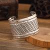 Pulsera Ancha Dorada Alienígena Dunhuang para Mujer Estilo Étnico Bohemio Pulsera de Brazo Pulsera Dai Joyería India Europea y Americana