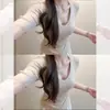 Elegante Camisa de Punto Azul con Cuello Estilo Francés de Manga Corta para Mujer, Top de Seda Helada de Verano Ajustado con Hombros Normales