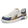 Novos Tênis Casuais Esportivos Masculinos de Malha Respirável para Primavera e Verão 2026 Tênis Masculinos Versáteis da Moda Tendência Sapatos Tendência para Estudantes