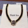 Elegante Collar con Colgante de Flor de Diamante y Cristal Francés Moda Lujo Ligero Versátil Cadena para Clavícula Nicho Joyería de Gama Alta