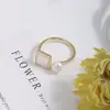 Anillo de Perla de Agua Dulce Natural de Gama Alta para Nicho Incrustado con Nácar Blanco Anillo Abierto Ajustable Venta al por Mayor