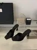 Primeiro Encontro Ji Estilo Verão Quadrado Retrô Bico Aberto Tira Única Salto Alto Chinelos Outerwear Temperamento Nicho Salto Fino Sandálias Femininas